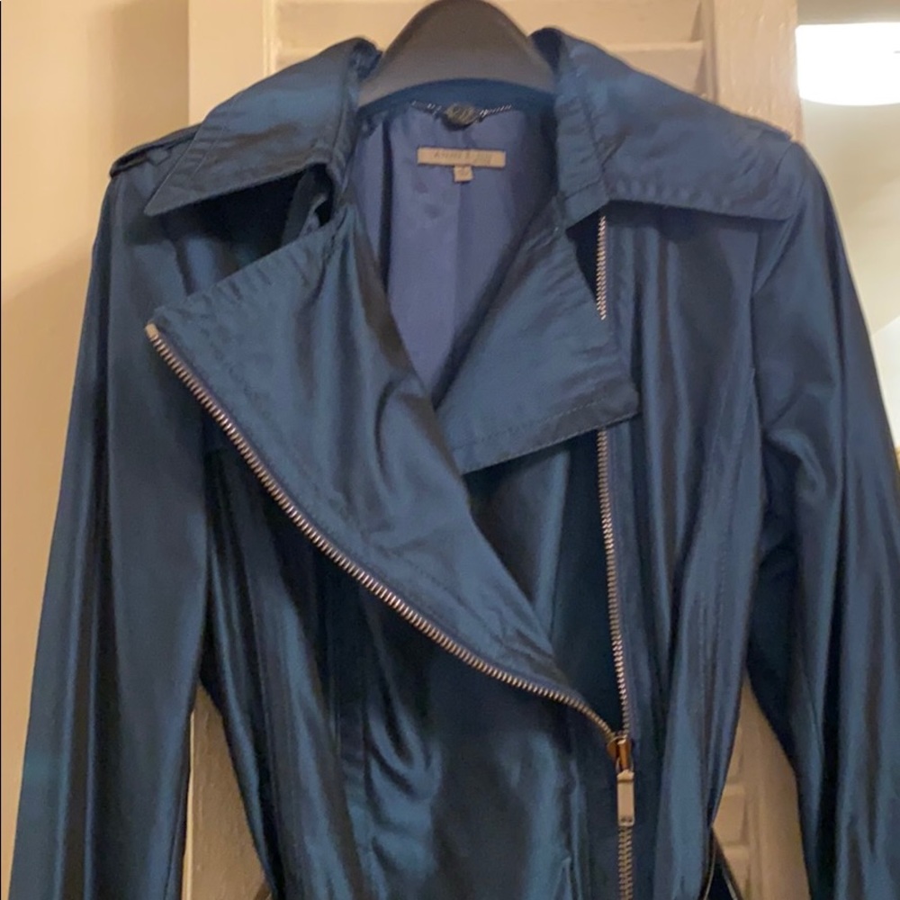 Ann Klein trench coat ( pearlescent blue )